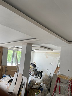 suspended ceilings illuminated with LED lighting