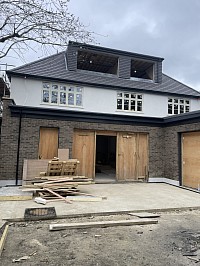 our current project involved a comprehensive extension of the house, including the adaptation of the attic and a new roof covering